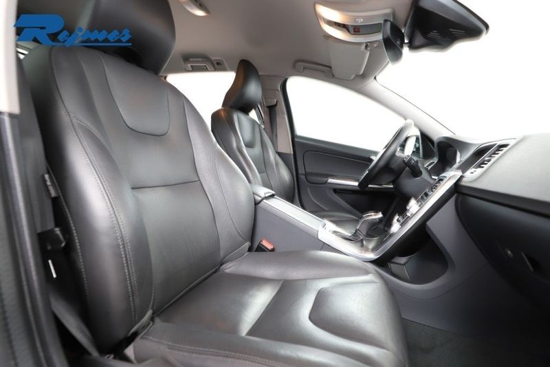 Volvo V60 bild 25