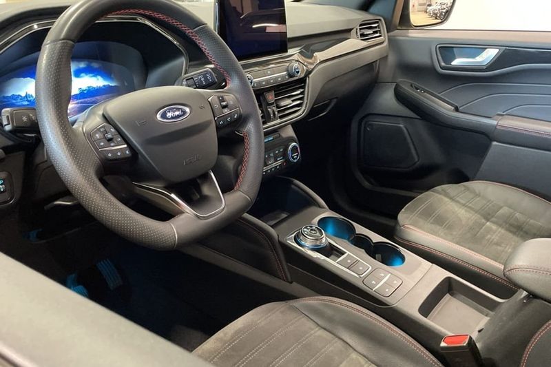 Ford Kuga bild 16