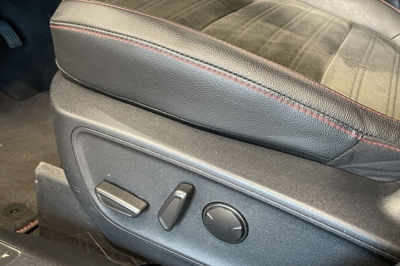 Ford Kuga bild 13