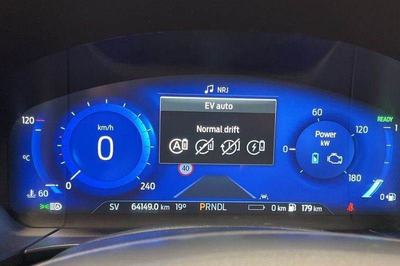 Ford Kuga bild 19