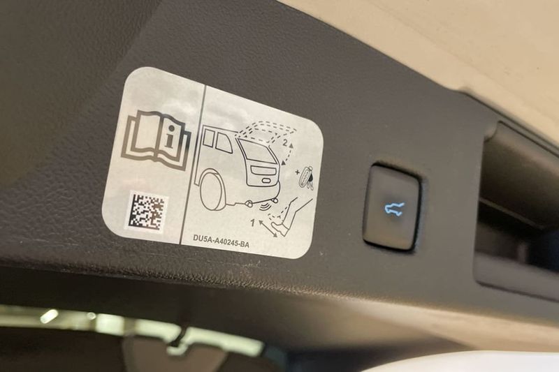 Ford Kuga bild 10