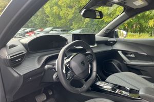 Peugeot 2008 bild 5