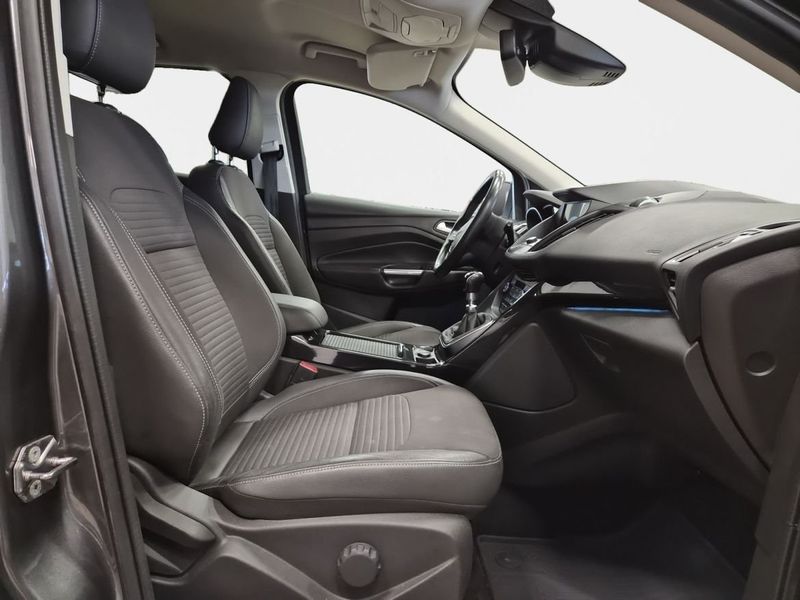 Ford Kuga bild 15
