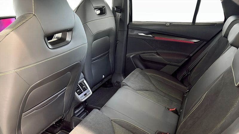 Skoda Enyaq bild 8