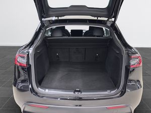 Tesla Model Y bild 15