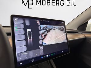 Tesla Model Y bild 17