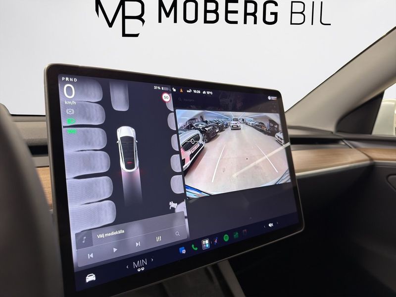 Tesla Model Y bild 17