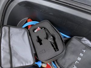 Tesla Model Y bild 16