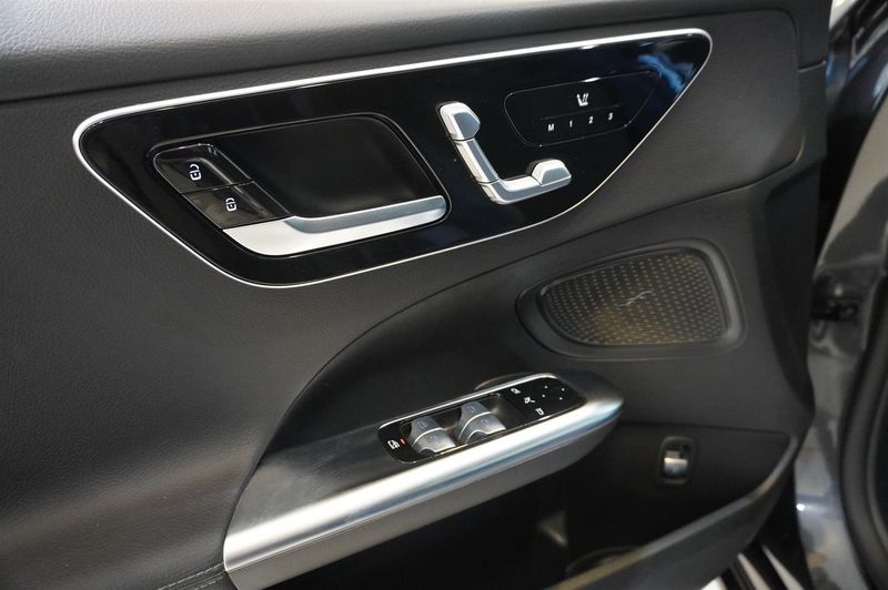 Mercedes C300 bild 15