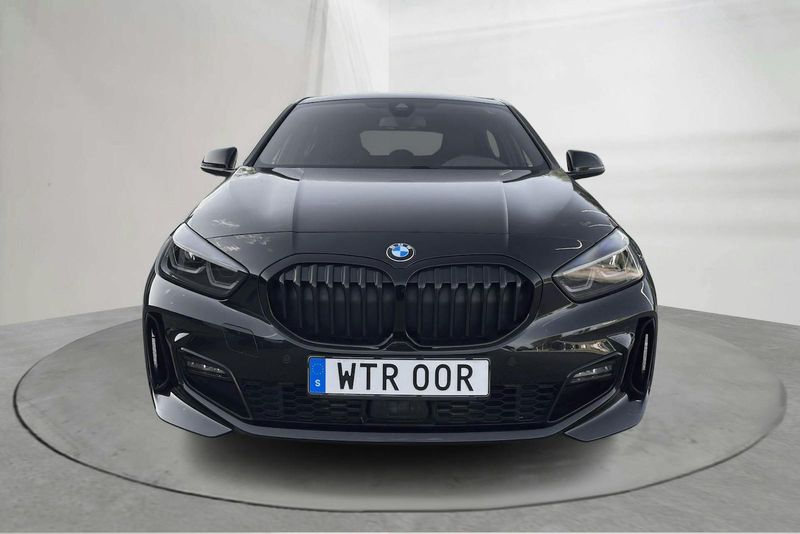 BMW 118 bild 4