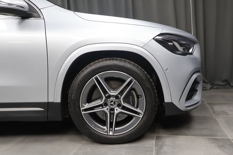 Mercedes GLA250 bild 5