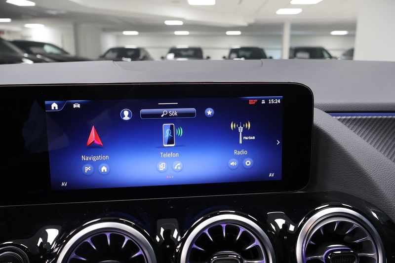 Mercedes GLA250 bild 16