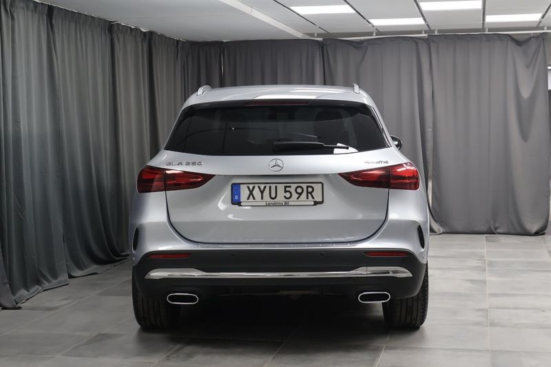 Mercedes GLA250 bild 4