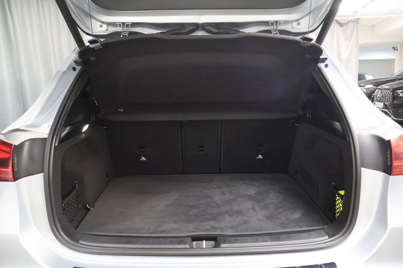 Mercedes GLA250 bild 7