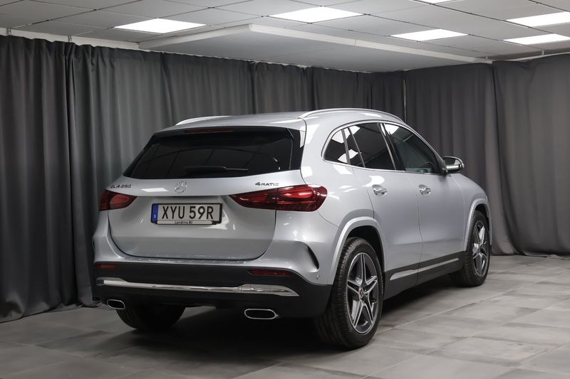 Mercedes GLA250 bild 2