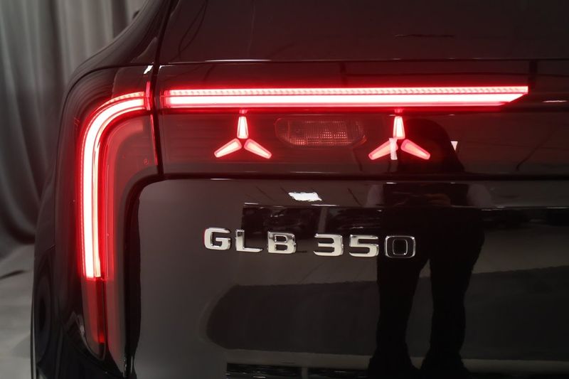 Mercedes GLB350 bild 8