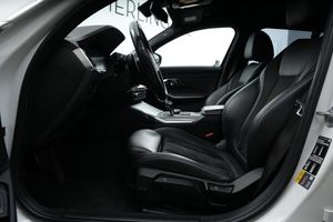 BMW 330 bild 11