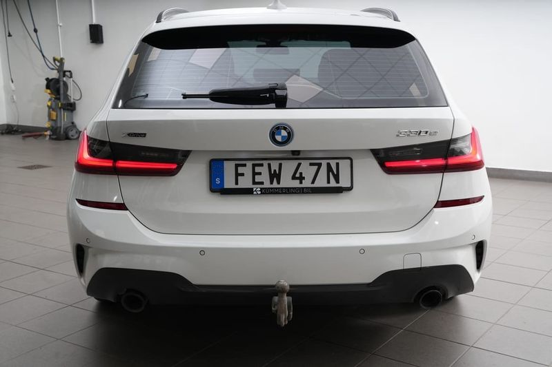 BMW 330 bild 9