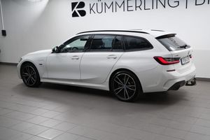 BMW 330 bild 4
