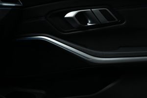 BMW 330 bild 13