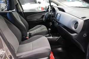Toyota Yaris bild 8