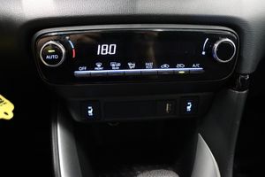 Toyota Yaris bild 19