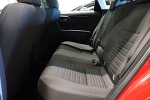 Toyota Auris bild 9