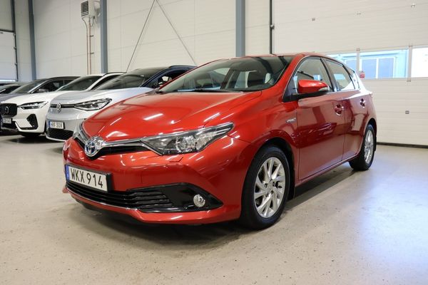 Toyota Auris Hybrid e-CVT Active 1-Ägare B-Kam M-Värm Navi 136hk - 2016