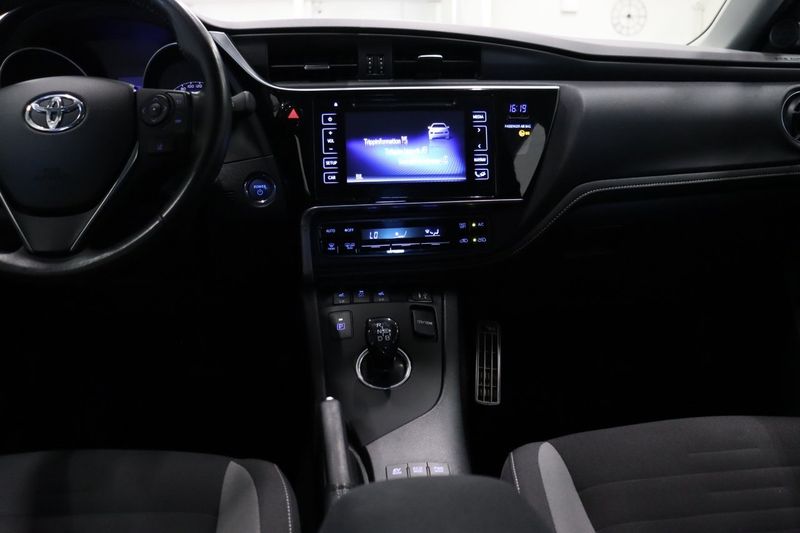 Toyota Auris bild 13