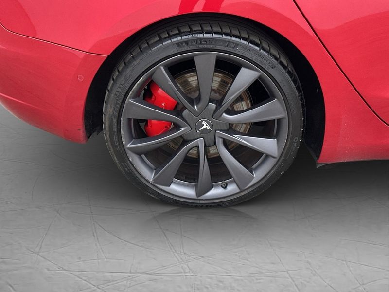 Tesla Model 3 bild 31