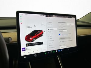 Tesla Model 3 bild 22