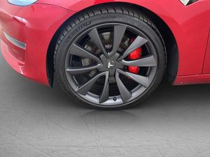 Tesla Model 3 bild 33
