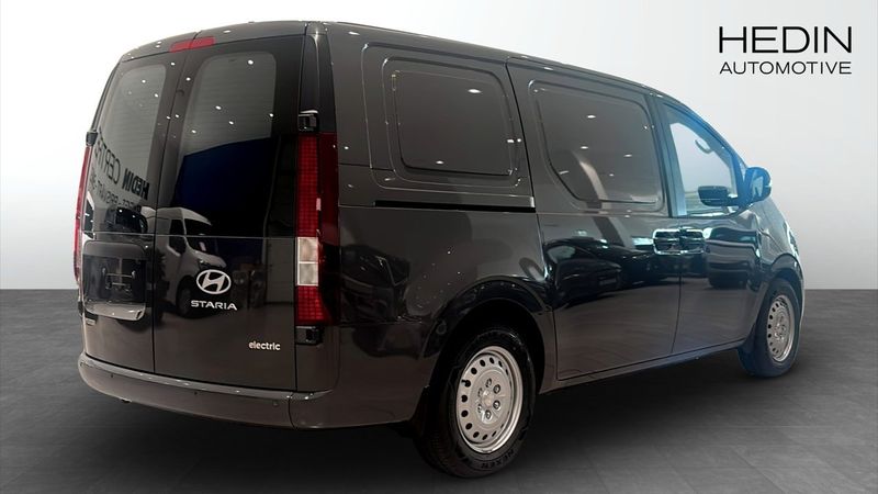Hyundai Staria bild 2