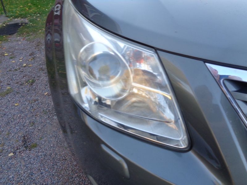 Toyota Avensis bild 10