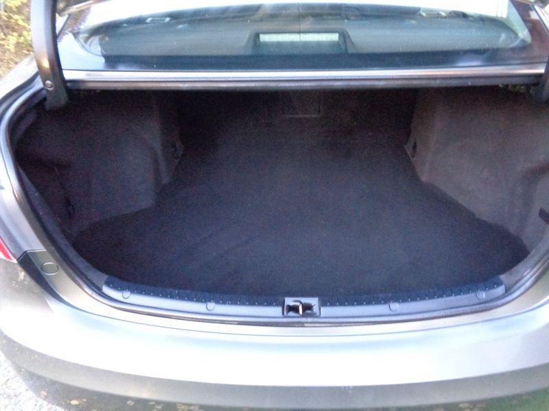 Toyota Avensis bild 21