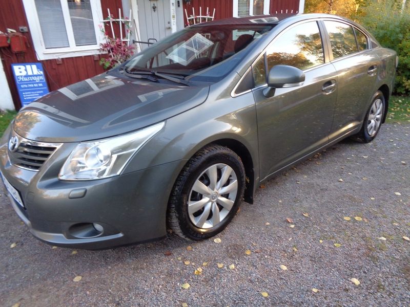 Toyota Avensis bild 7