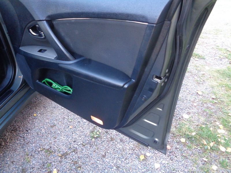 Toyota Avensis bild 18