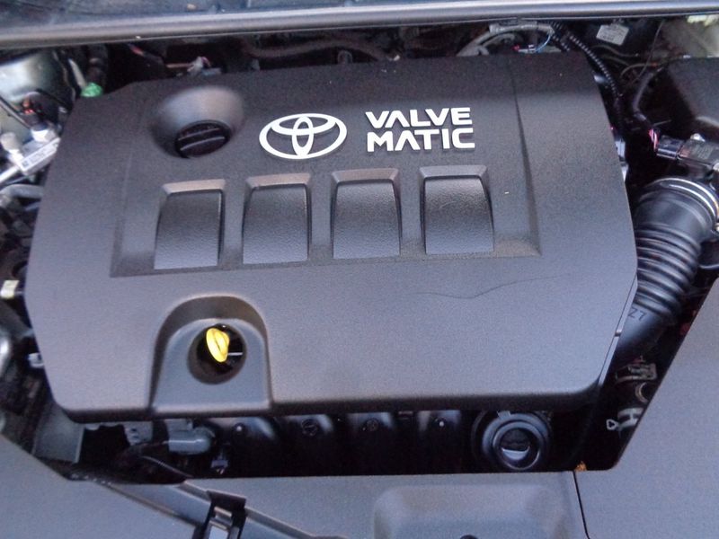 Toyota Avensis bild 29
