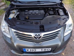 Toyota Avensis bild 28