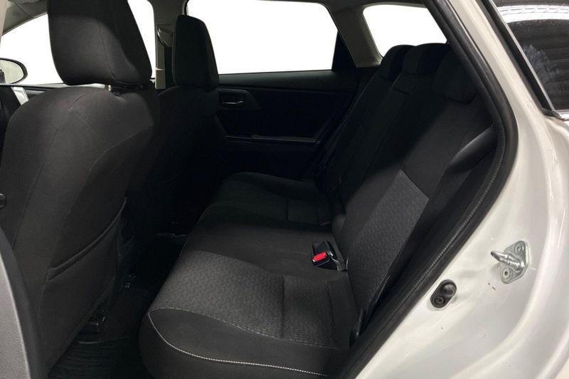 Toyota Auris bild 14