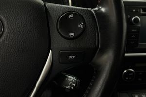 Toyota Auris bild 23
