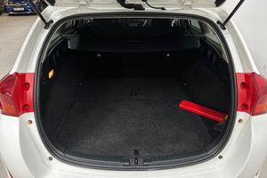 Toyota Auris bild 10