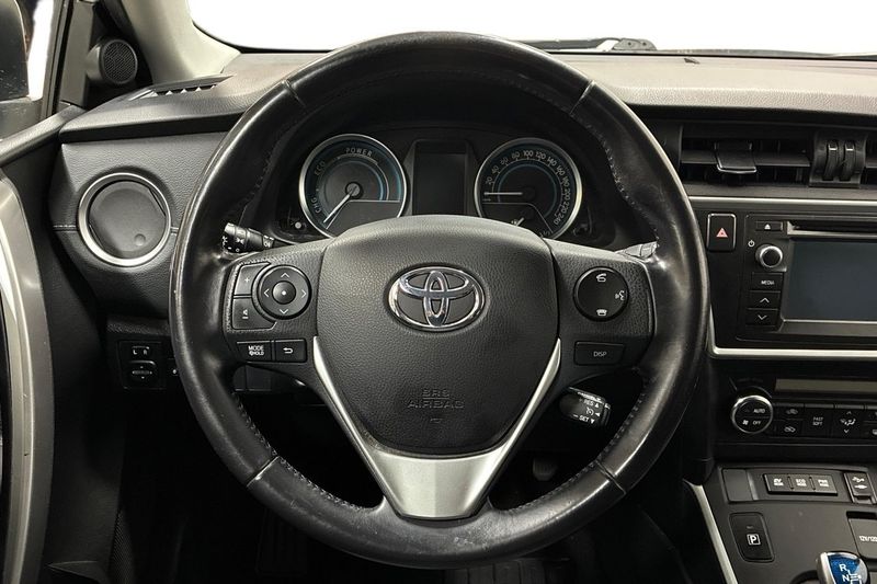 Toyota Auris bild 16