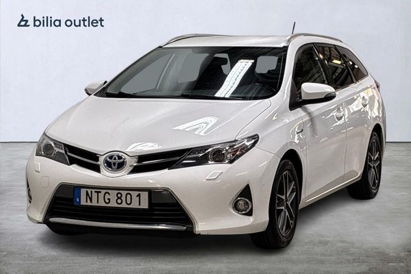 Toyota Auris TS Hybrid e-CVT Sports Edt 136hk Backkamera - 2015
