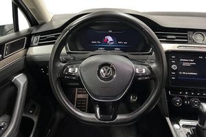 Volkswagen Passat bild 16
