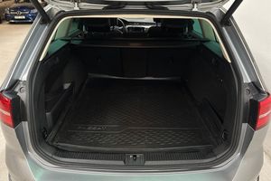 Volkswagen Passat bild 10