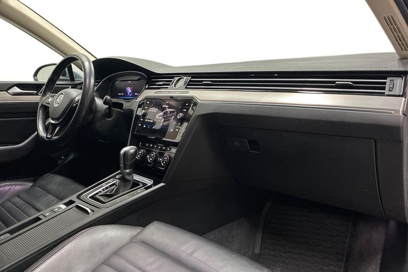 Volkswagen Passat bild 15