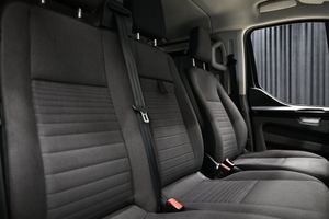 Ford Tourneo Custom bild 23