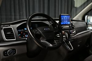 Ford Tourneo Custom bild 14