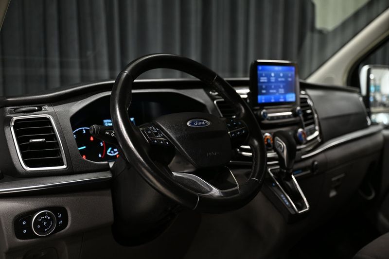 Ford Tourneo Custom bild 14